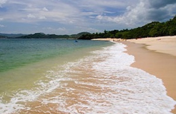 tamarindo-beach